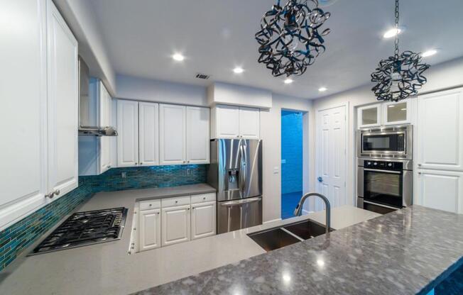 1352 FOX ACRES DR