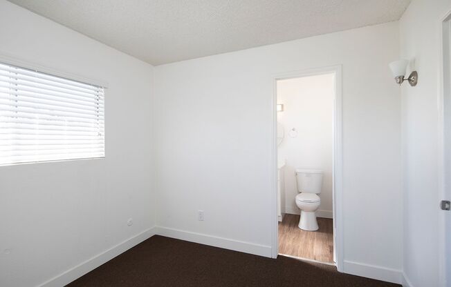 1 bed, 1 bath, $1,725, Unit 638-13