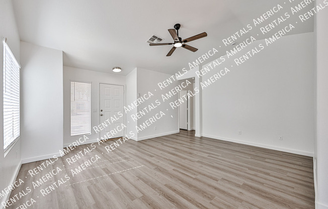 3627 W MELINDA LN