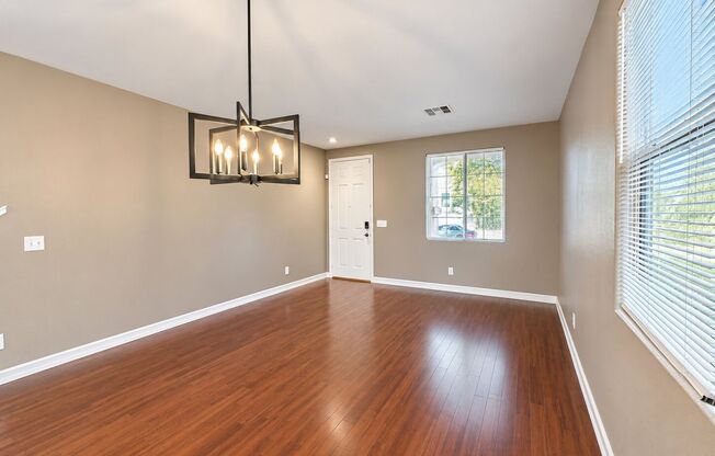 3 beds, 2.5 baths, $2,250