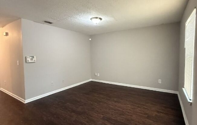 Beautiful 3 Bedroom 2 Bath House with New Kitchen
