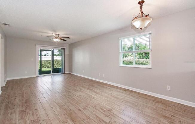 2 beds, 2 baths, 864 sqft, $1,500