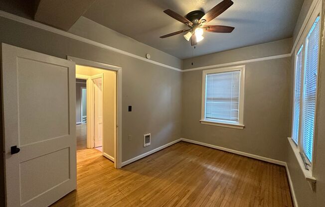 1 bed, 1 bath, $1,395, Unit 107