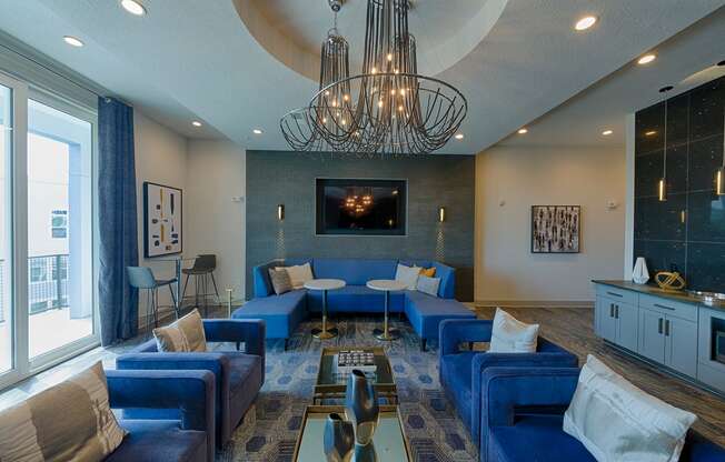 Ciel Luxury Apartments | Jacksonville, FL | Resident Sky Bar