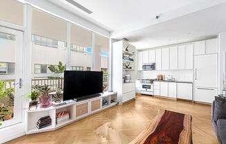 1 bed, 1 bath, 658 sqft, $6,500, Unit A604