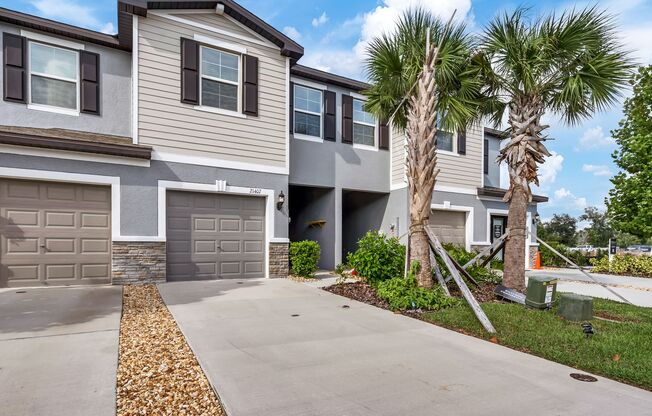 Newer 3Bds/2.5Bths Townhome in New Community with Lake views. SEC 8 WELCOME!