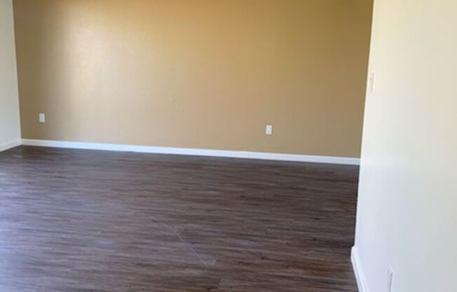 3 beds, 2 baths, 1,314 sqft, $3,395, Unit 111