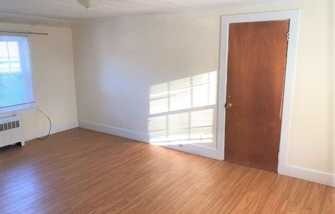 1 bed, 1 bath, $1,175, Unit C