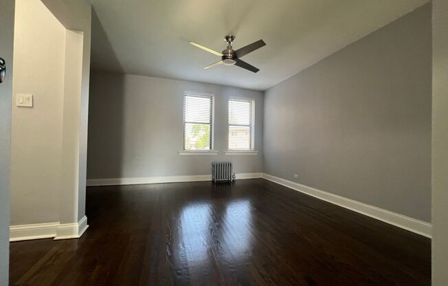 2 beds, 1 bath, $1,595, Unit 3149 - C1