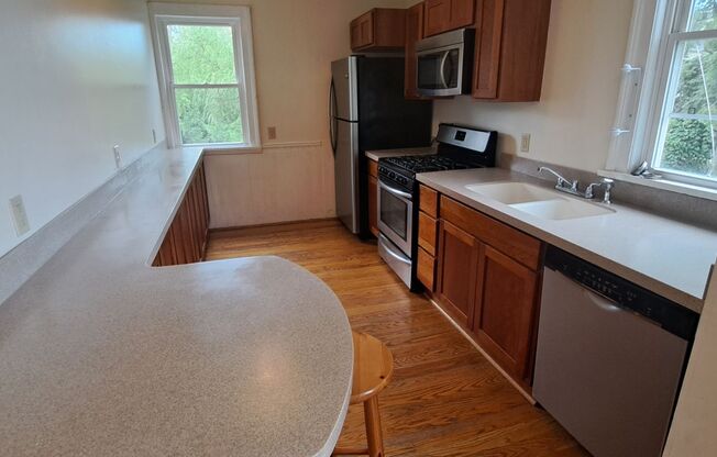 310-312 S Aurora Street