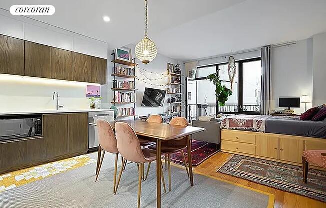 2100 BEDFORD AVE