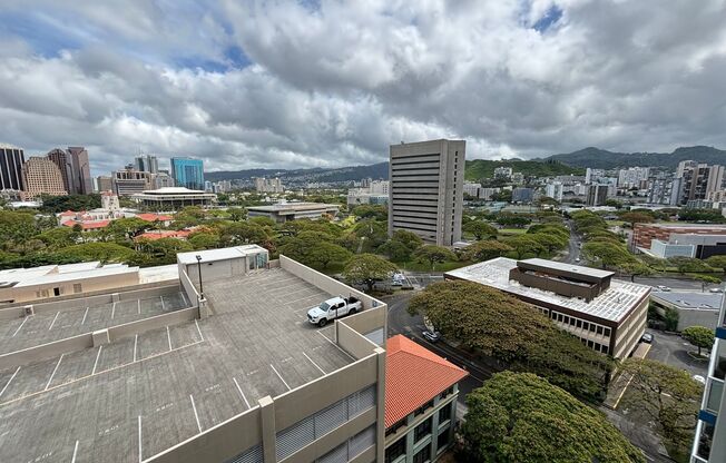 3 beds, 2 baths, $3,400, Unit # 1713