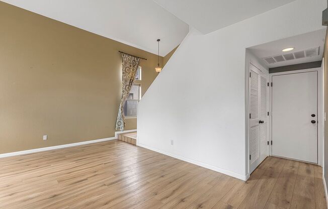Lovely 3 bed / 2.5 bath Home in the Power Ranch Community