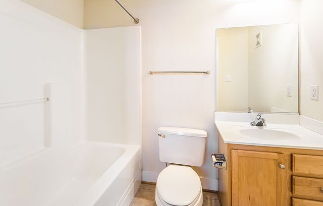 2 beds, 2 baths, 900 sqft, $1,950, Unit 116