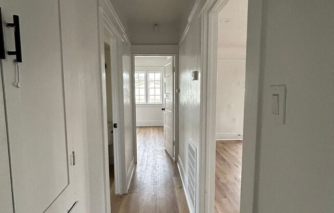 2 beds, 1 bath, $1,750