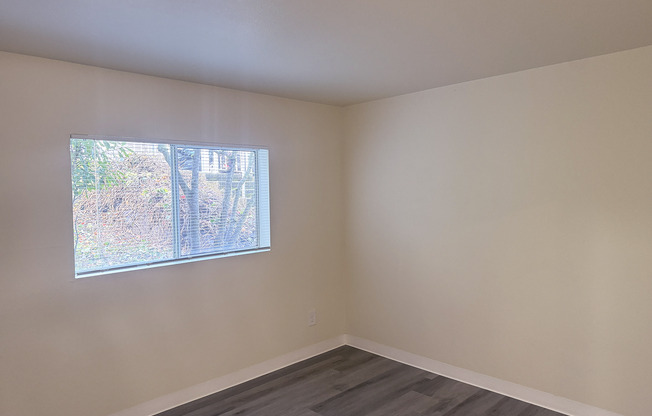 3 beds, 2 baths, 1,126 sqft, $2,450, Unit E101