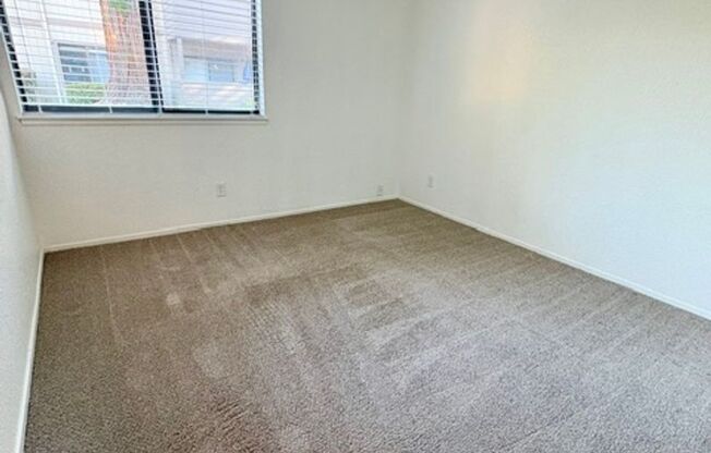 2 beds, 2 baths, 918 sqft, $1,800, Unit 29