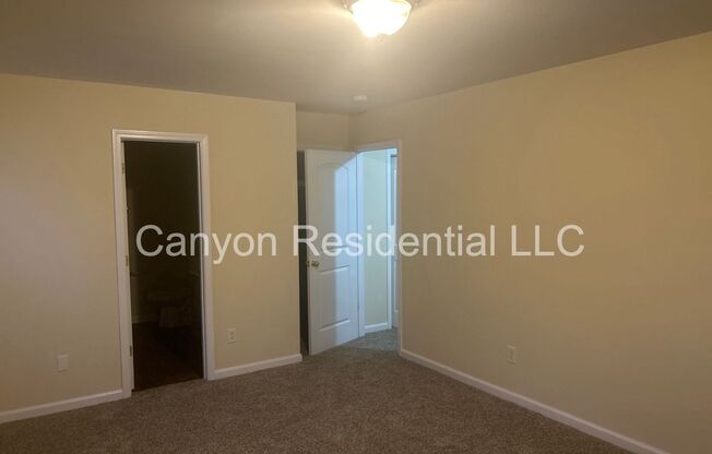 3 beds, 2.5 baths, $1,750