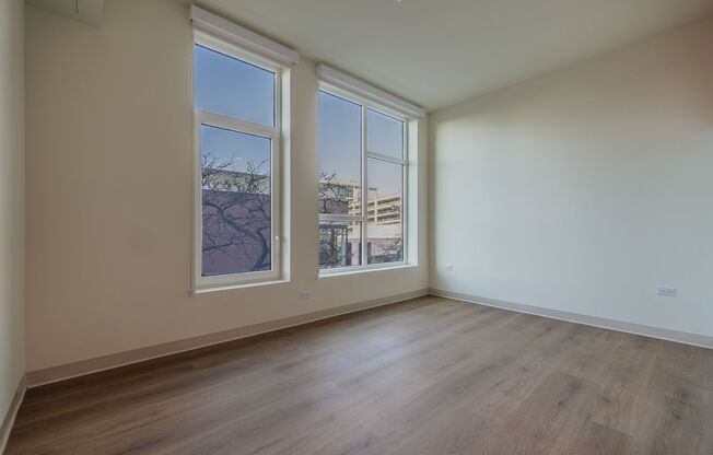 1 bed, 1 bath, 389 sqft, $2,415, Unit 316