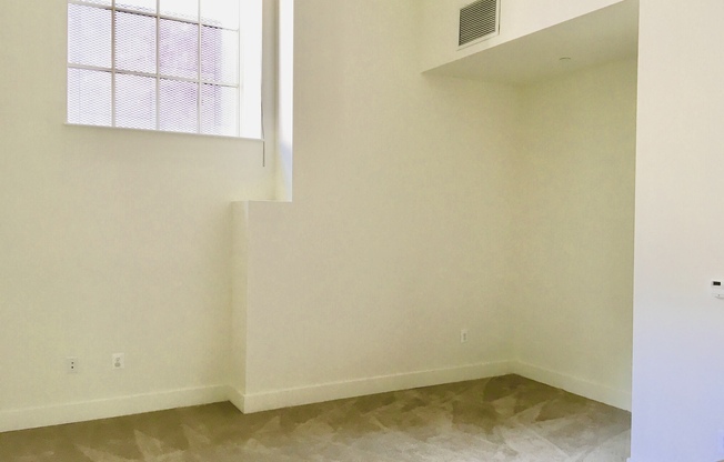 2 beds, 1 bath, 825 sqft, $1,350, Unit 116