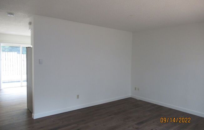 3 beds, 1.5 baths, 1,200 sqft, $2,295, Unit 5014