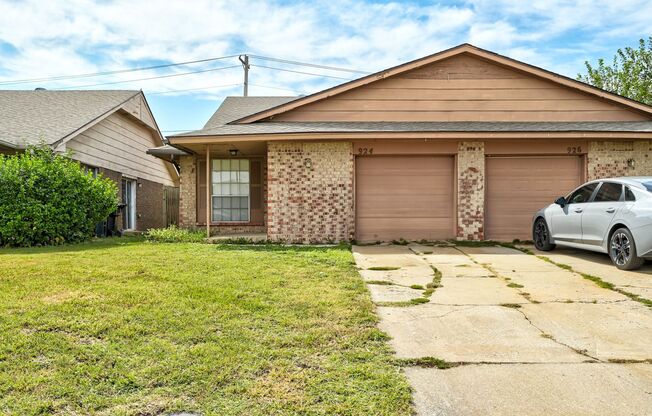 Cute 2 Bed 2 Bath in South OKC!