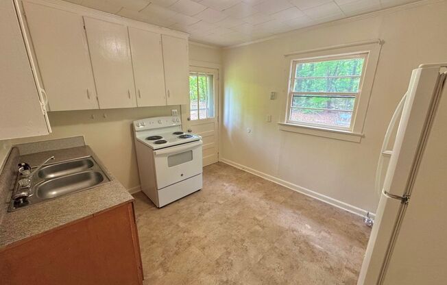 Statesville West - 2BR/1BA