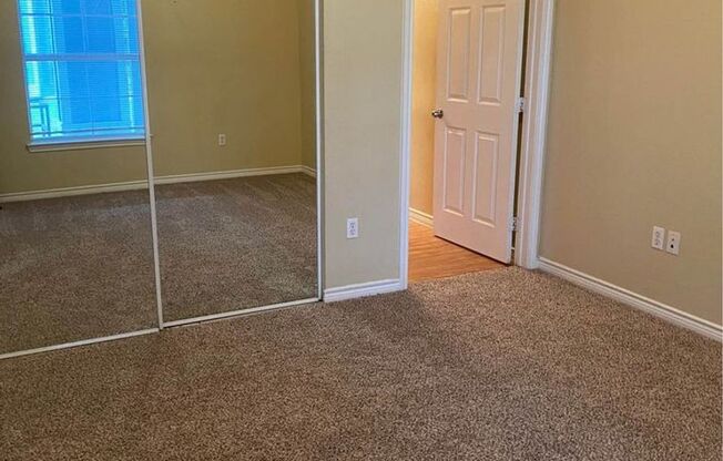 1 bed, 1 bath, 543 sqft, $749