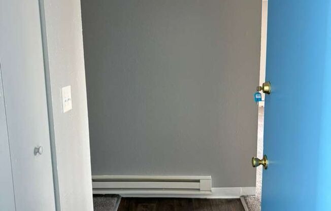 2 beds, 1 bath, 867 sqft, $1,285, Unit 601 I201