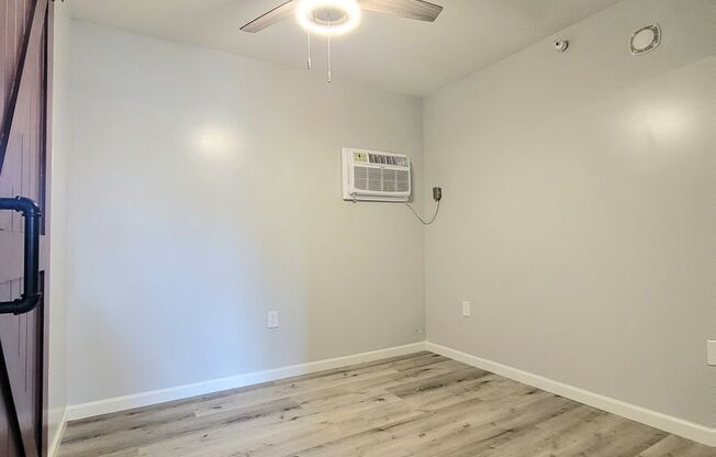 1 bed, 1 bath, 650 sqft, $1,200, Unit #17