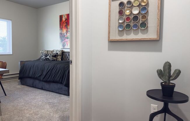 2 beds, 2 baths, 1,010 sqft, $1,710, Unit 2 - 117