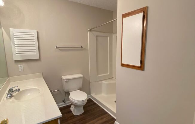 2 beds, 2 baths, 1,270 sqft, $1,375, Unit 2718-1