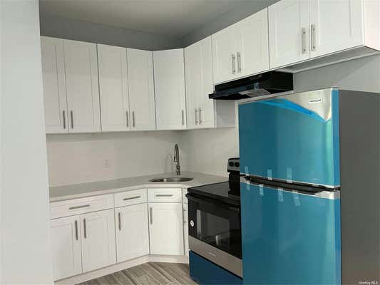 1 bed, 1 bath, $3,060, Unit 2B