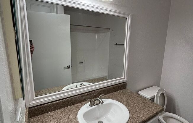 1 bed, 1 bath, 750 sqft, $2,220, Unit 1804