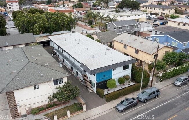 823 N LAGOON AVE
