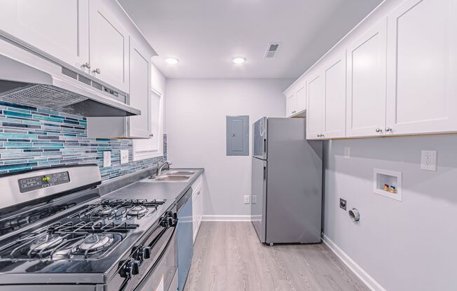 2 beds, 1.5 baths, 1,050 sqft, $1,550, Unit 15-2859