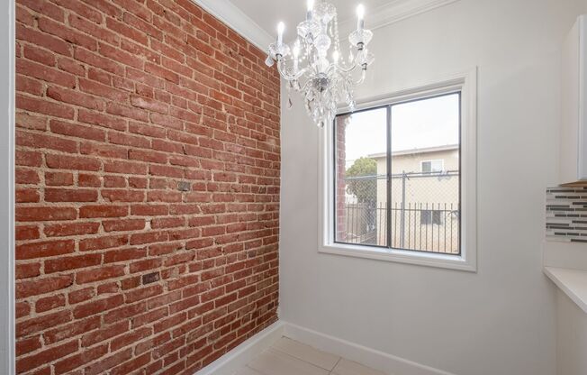 1 bed, 1 bath, 740 sqft, $1,695, Unit 301
