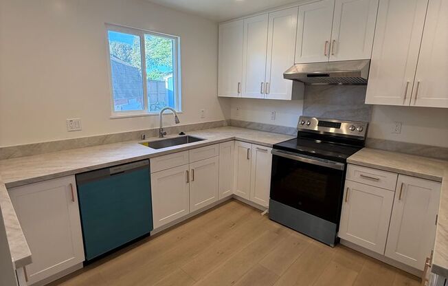 Beautifully Renovated 3-Bedroom, 2-Bathroom Home in San Mateo