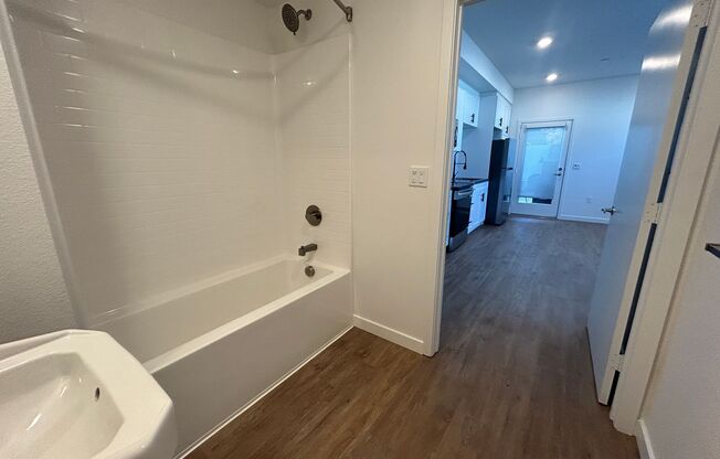 Studio, 1 bath, 286 sqft, $1,625, Unit 101