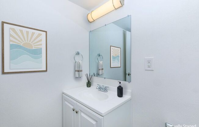 1 bed, 1 bath, 640 sqft, $930, Unit B50