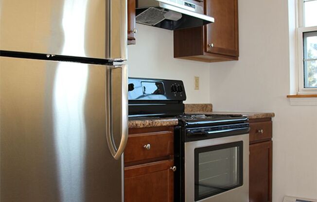 2 beds, 1 bath, 927 sqft, $2,100, Unit 519