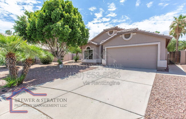 689 W CONSTITUTION DR