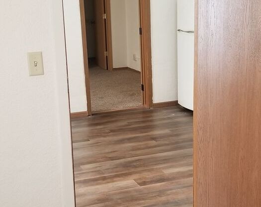 2 beds, 2 baths, 525 sqft, $695, Unit 230