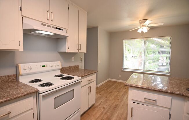 Bright 3 bed 2 bath Condo in San Jose - 2583 Gimelli Way #74
