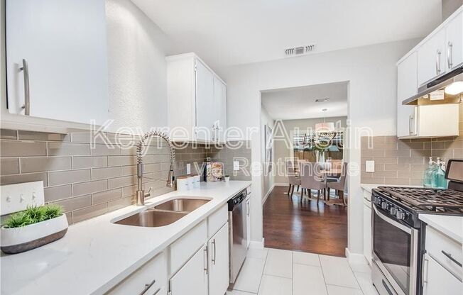 11007 JORDAN LN