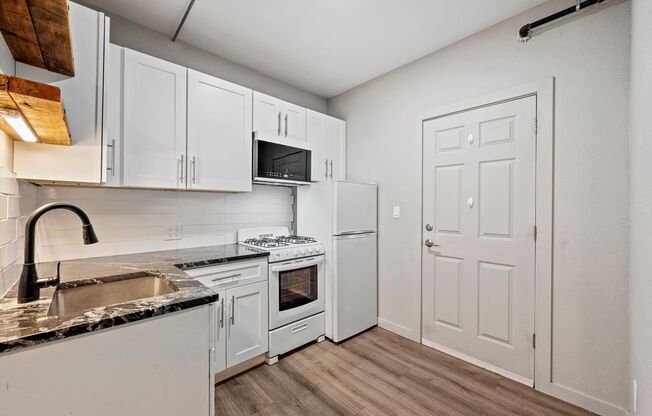 Penn Mor Apartments