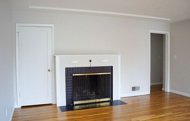 Beautiful 3-Bedroom Duplex in West Moreland Ready Soon!