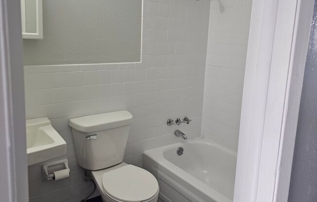 1 bed, 1 bath, 540 sqft, $597, Unit 3421-118