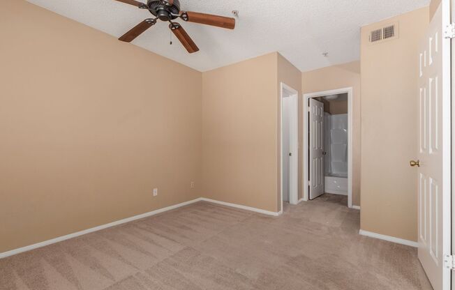 2 beds, 2 baths, $1,599