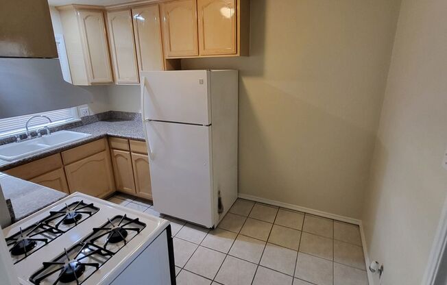 2100 Cabrillo Ave.